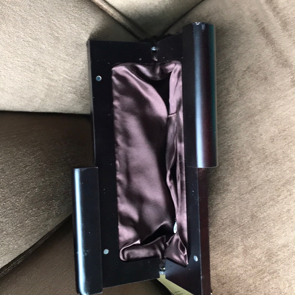 Purse - Picture 3 of 3